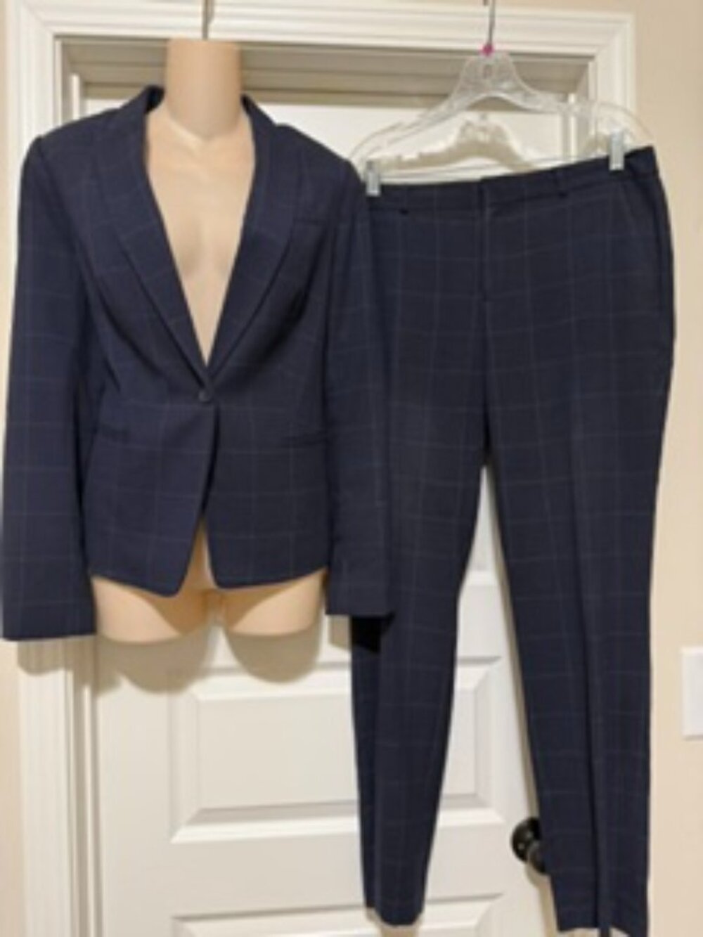 Banana Republic Navy Windowpane Pant Suit 8